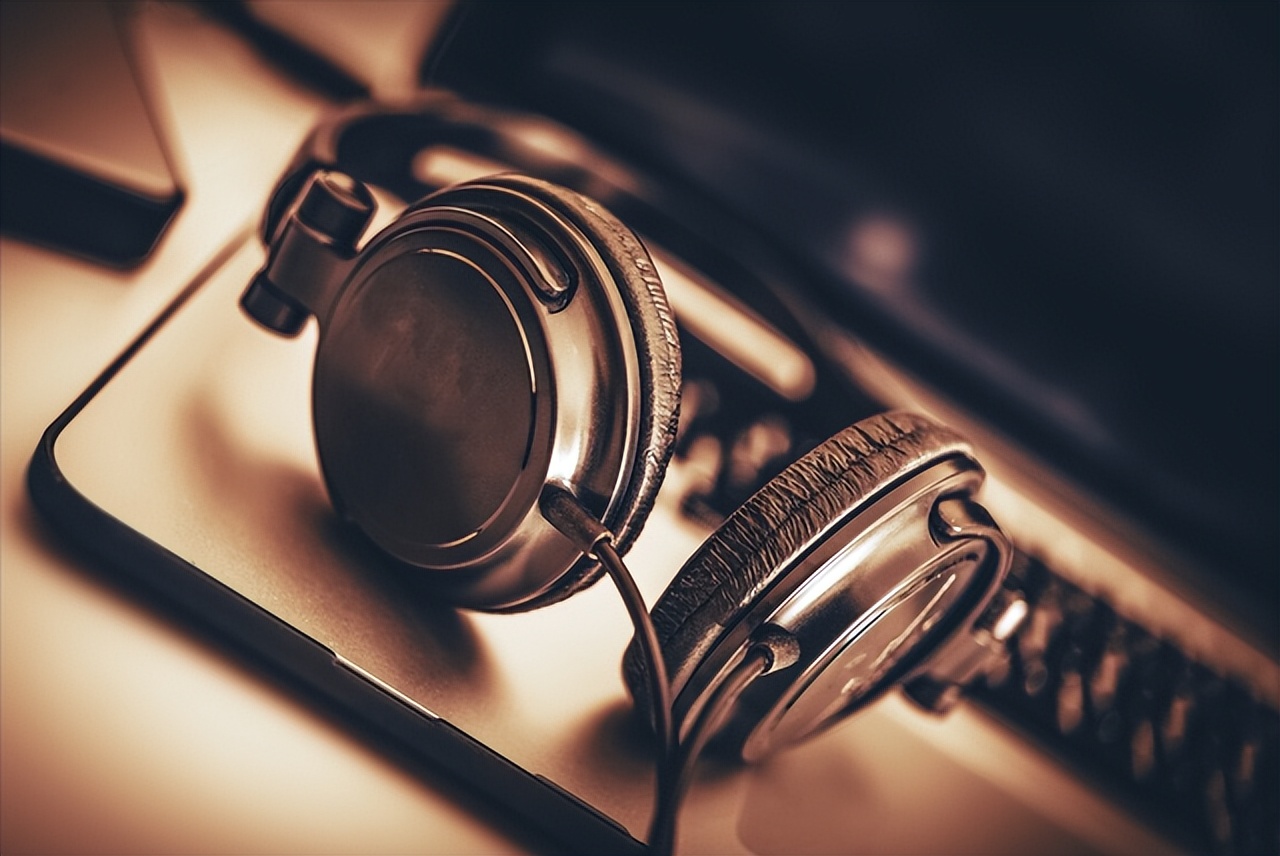 在三线城市开餐饮店怎么运作,三四线城市开餐饮店的缺点