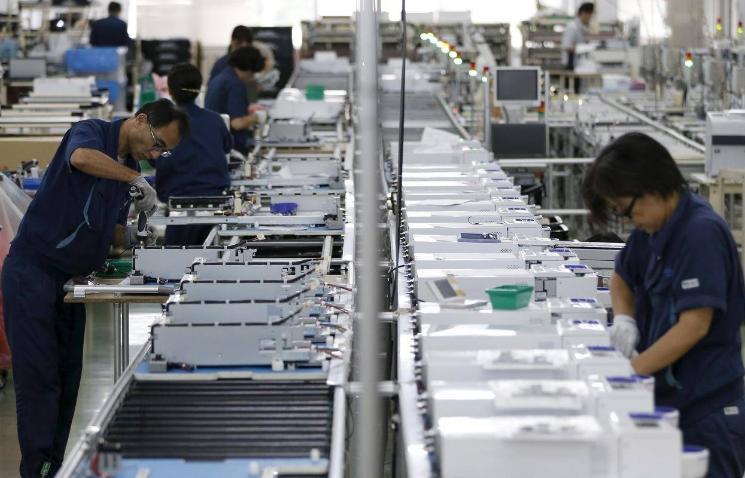 印度从中国抢走了苹果，越南出口超过深圳，中国制造处境危险了？