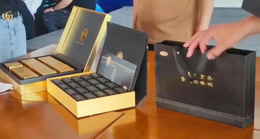 “汉茶尊”黑金茶安神入眠改变了人们夜晚喝茶影响睡眠的千古习俗