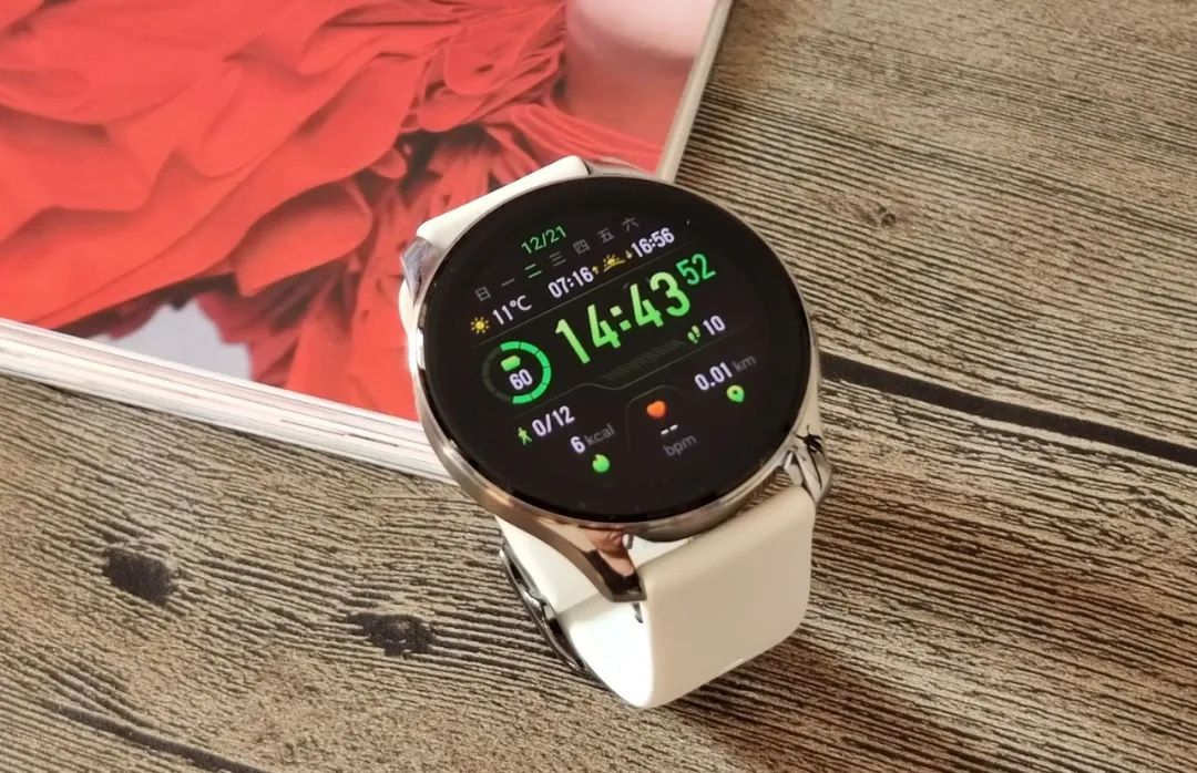 目前比较好的10款智能手表,你会买几个手表