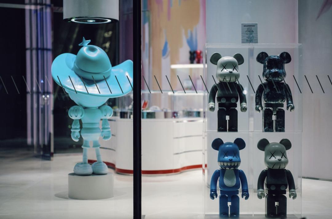 这世界是个巨大的游乐场,这世界就是巨大的游乐场