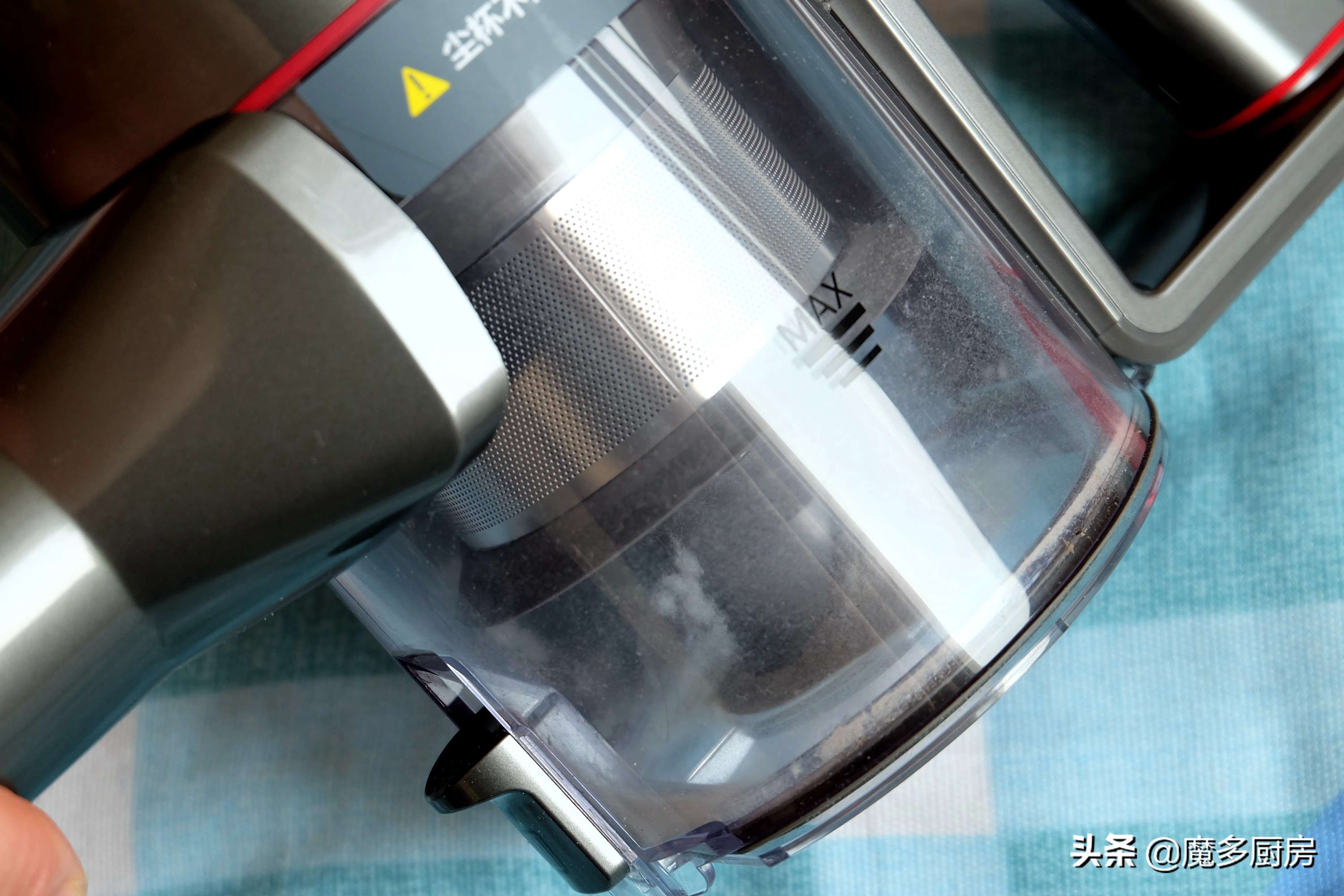 小狗无线吸尘器家用大吸力300元,小狗无线家用吸尘器哪种最实用