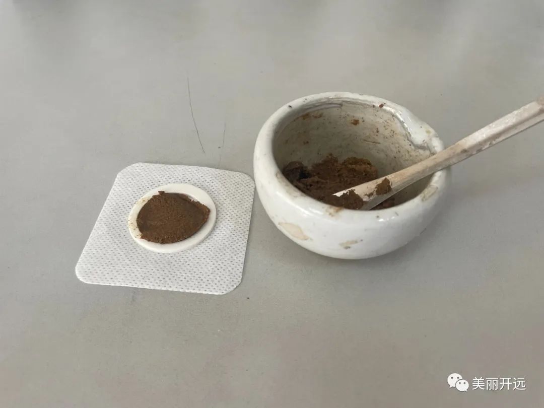 诊室人山人海,中医诊所人山人海