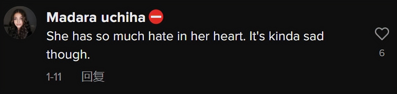 亚裔美女走在街头突然被骂：你们亚洲女戴美瞳就为有蓝眼睛！做作