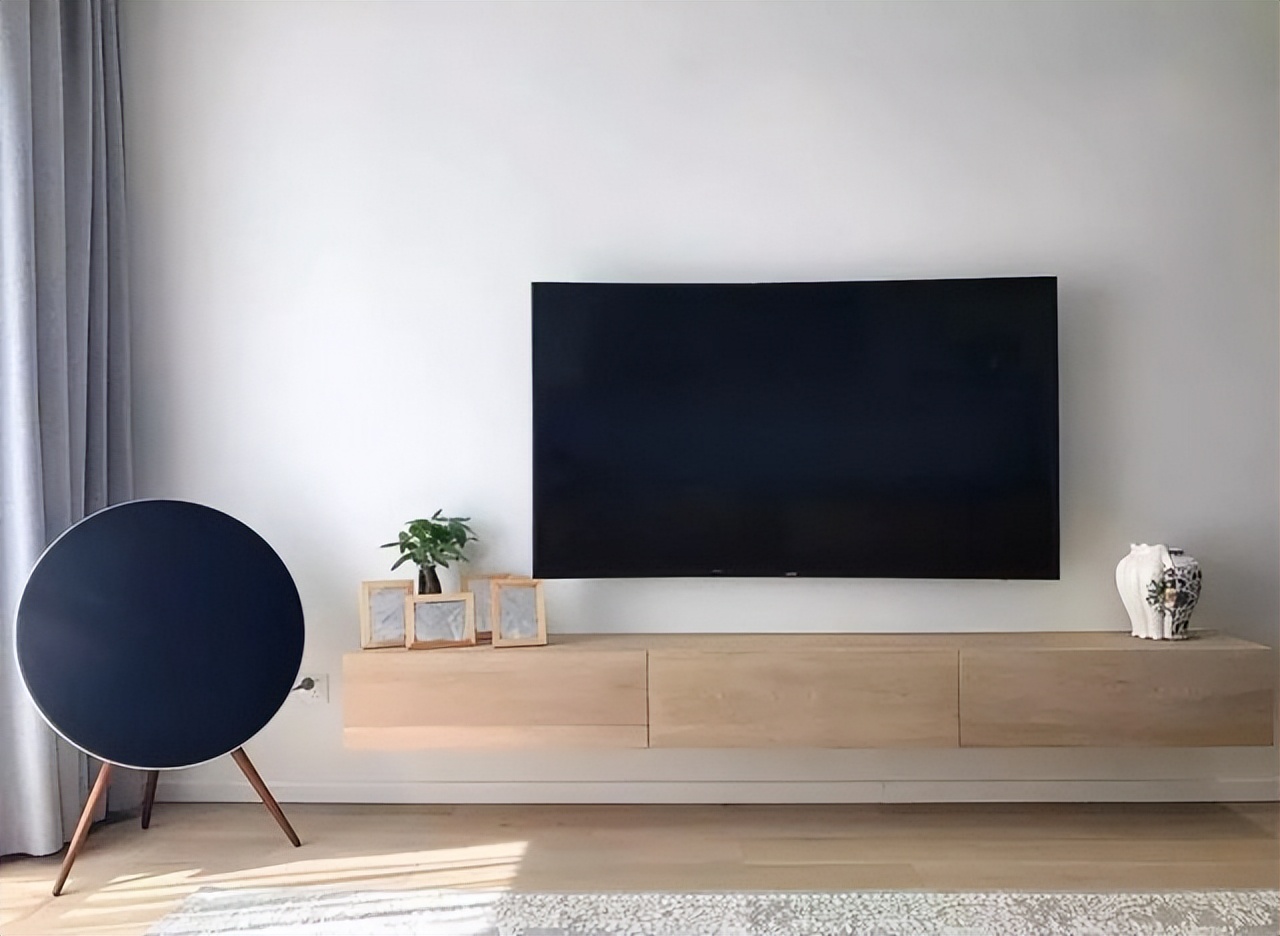 55寸电视挂架到地面距离,55寸电视挂架可以挂75寸电视吗