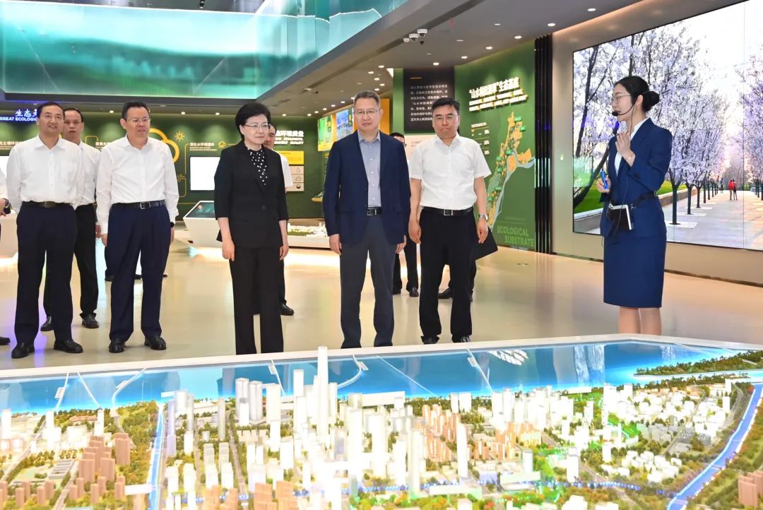 南京这两个地方给了武汉什么启发,南京和武汉两座很像的城市