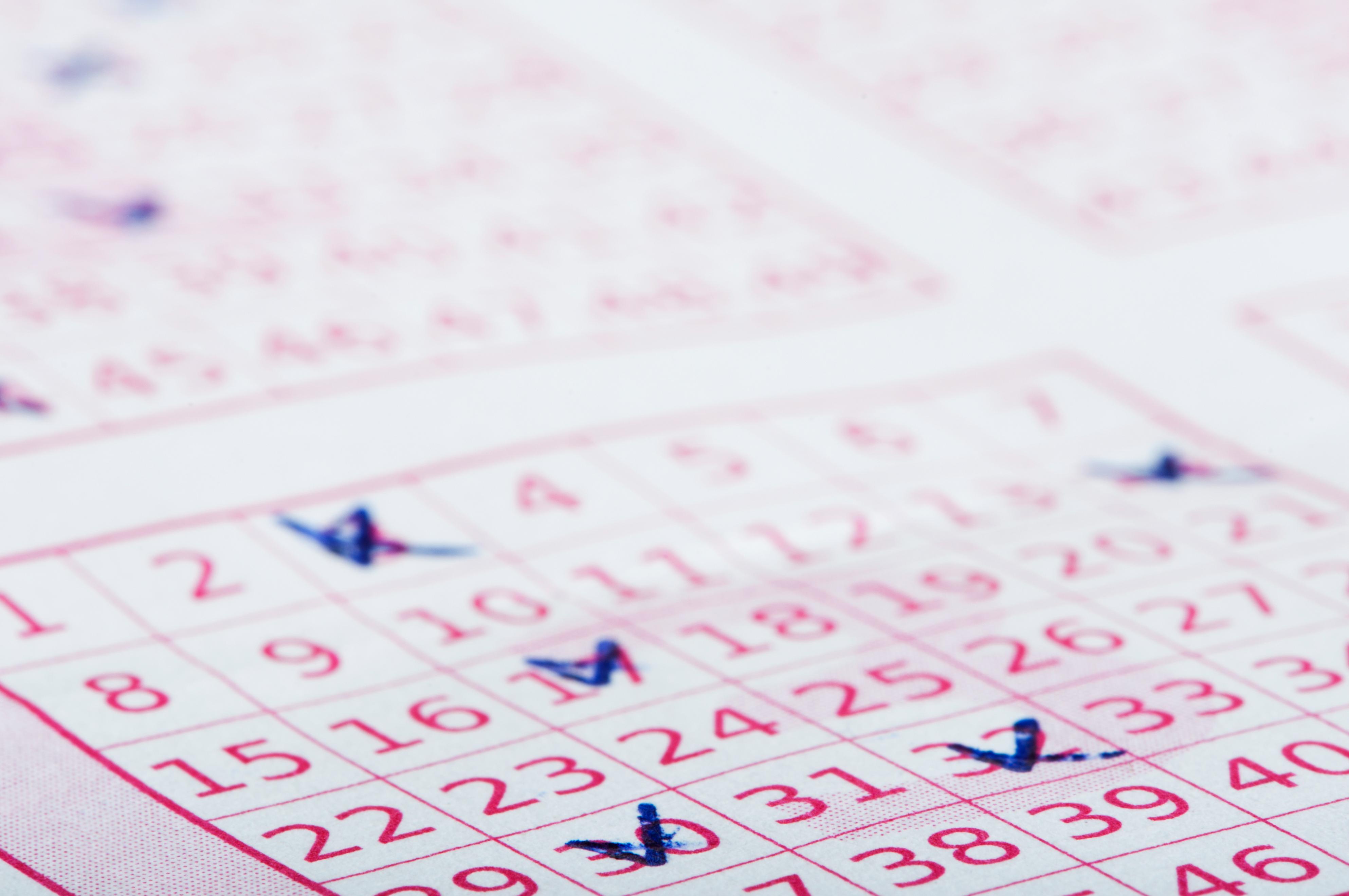 187万买彩票判几年,用赃款买彩票中大奖