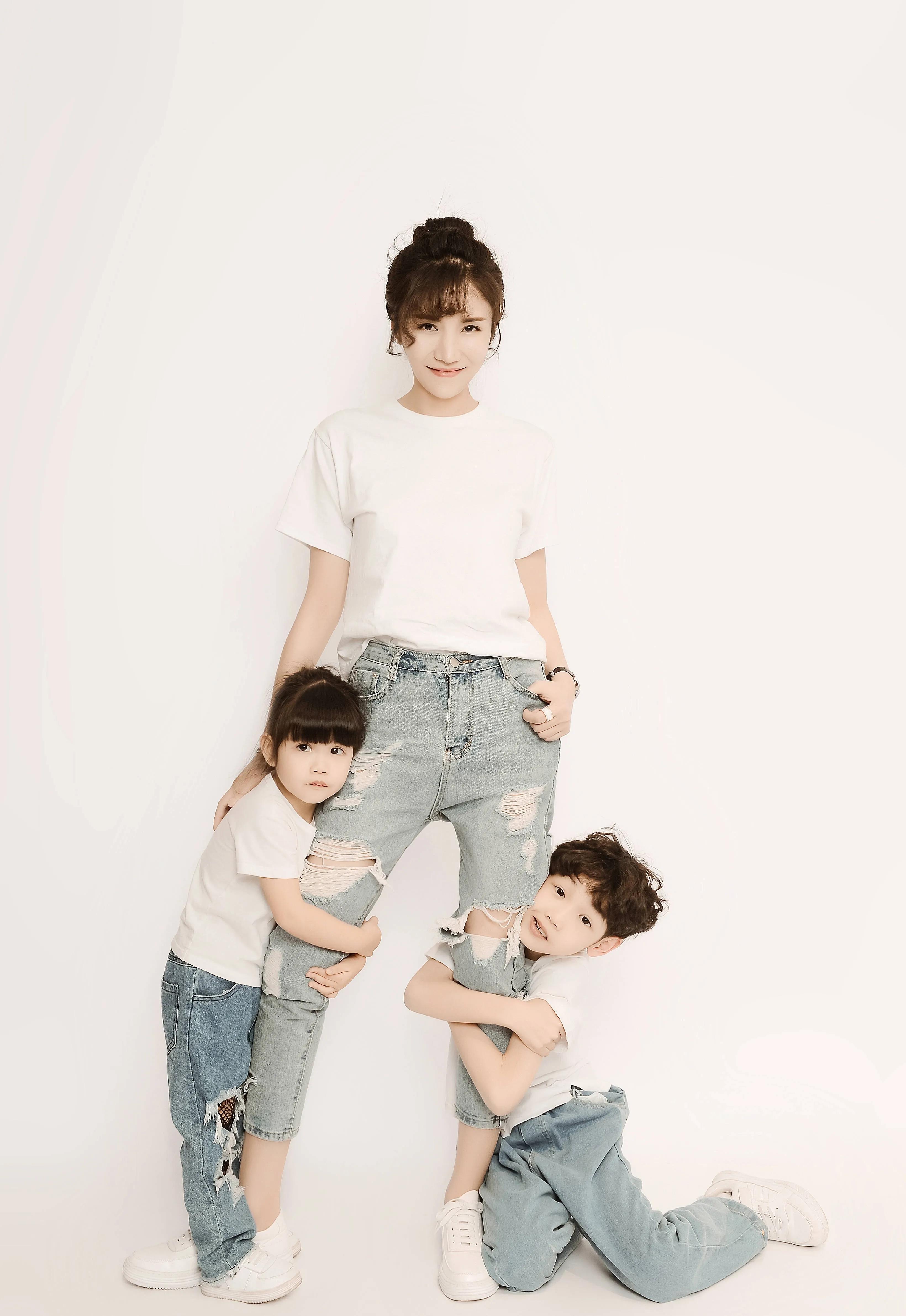 杨烁王黎雯深情相拥,杨烁王黎雯恋爱史