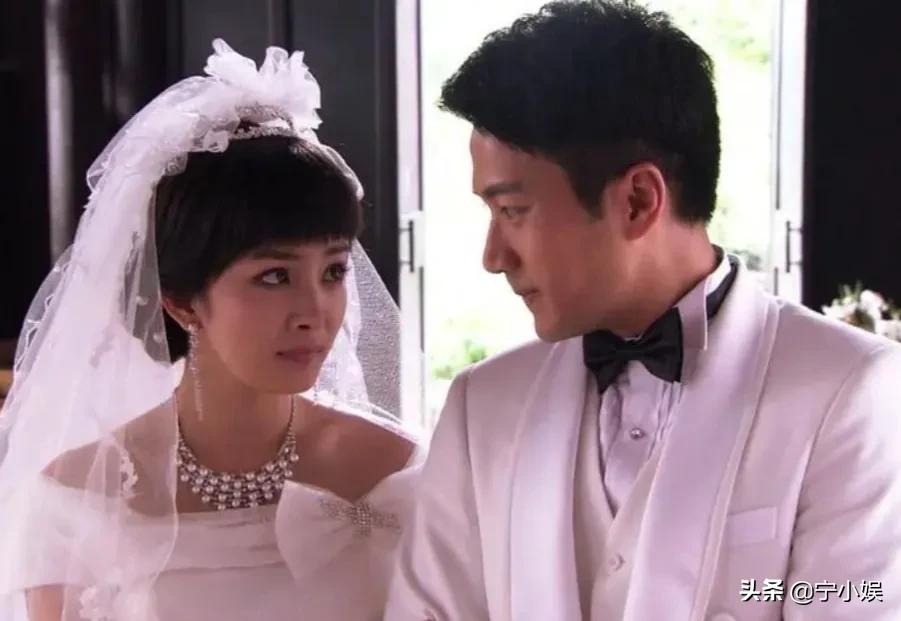 无戏可拍、直播被嘲，不止冯绍峰，这7位男星离婚后境遇格外一致