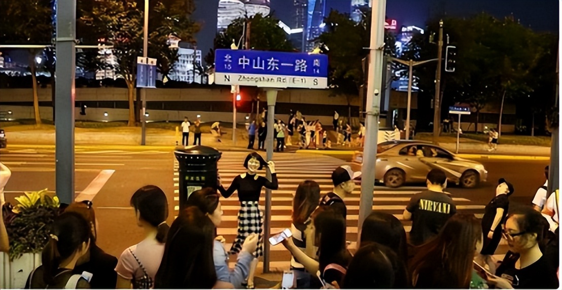 鹿晗解说欧洲杯曼联,曼联铁粉鹿晗