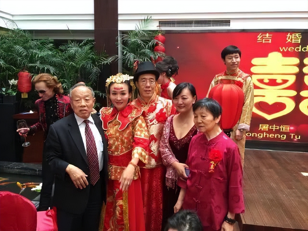 曹晴离婚后现状,曹晴婚姻惨状