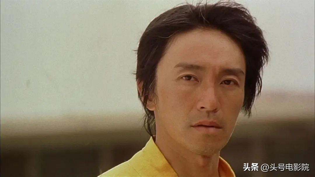 周星驰少林女足招募,女足门将赵丽娜官宣退役评价