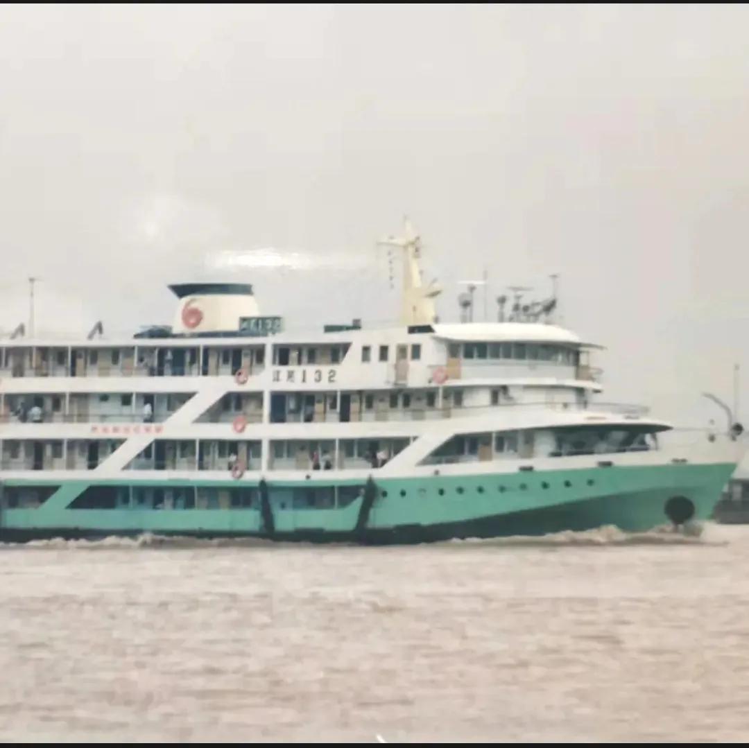 大连足坛名宿迟尚斌,足坛名宿迟尚斌简历