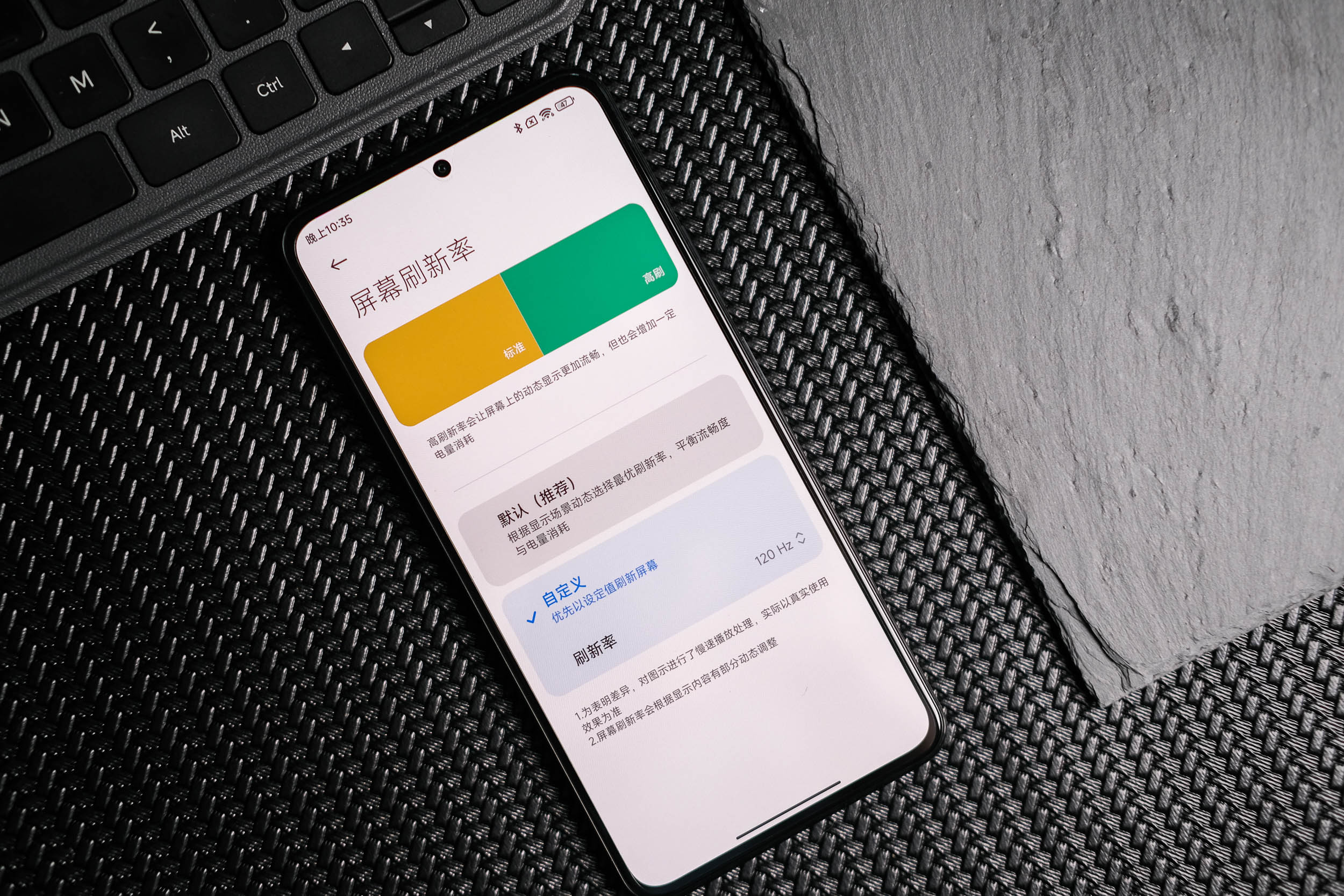 “开学”换手机，这4款最佳“大电池”手机，能流畅再用4年