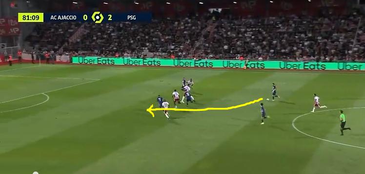 一图证明梅西c罗谁更强,一张图梅西比肩马拉多纳