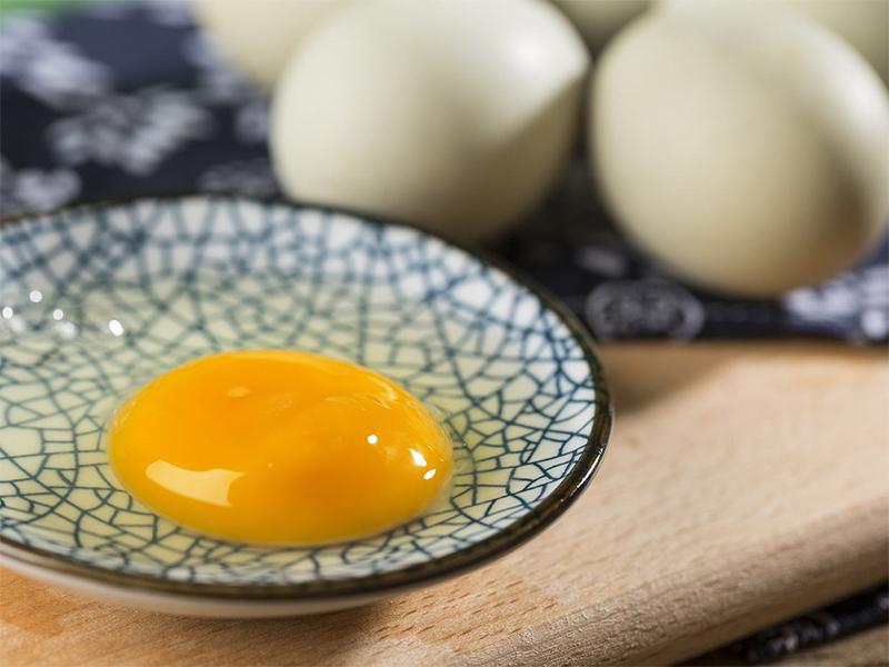 孕妇吃黑色食物对胎儿有影响吗,孕妇吃寒性食物对胎儿有什么影响