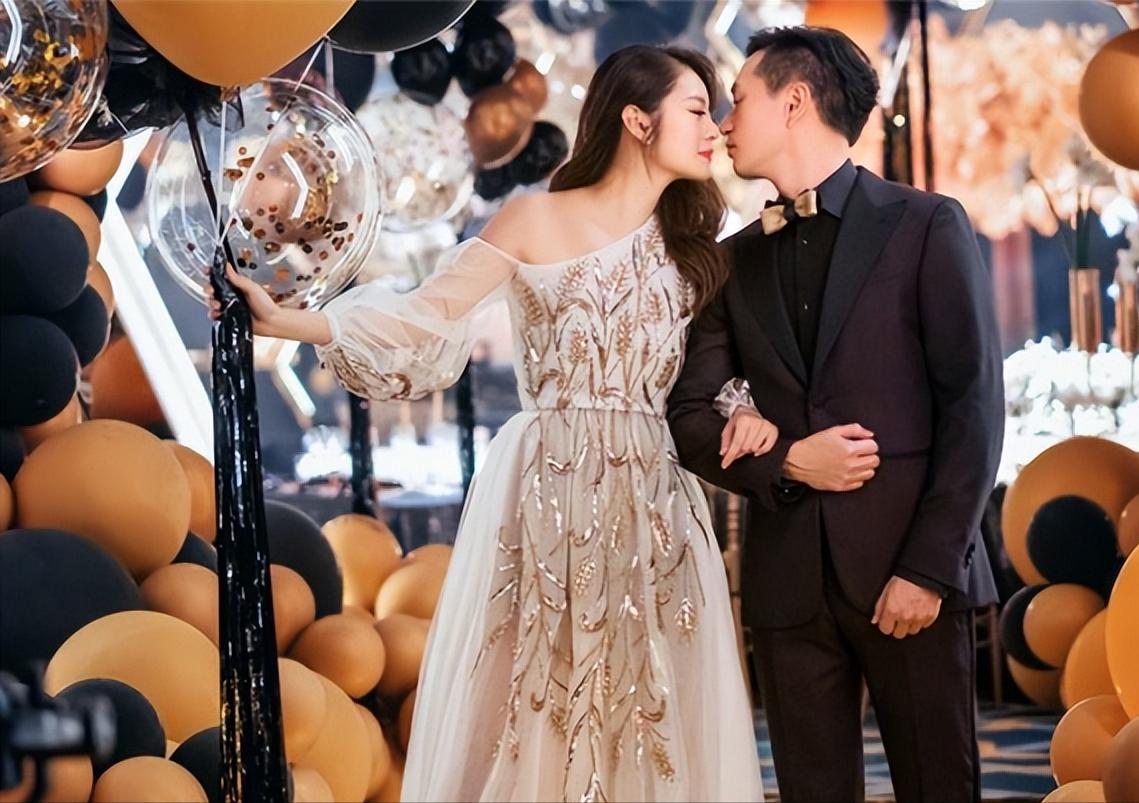 白富美家世显赫,9位娱圈消失的白富美