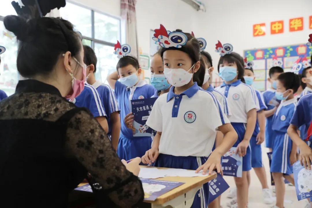 田寮小学一、二年级开展学科素养游考评价活动