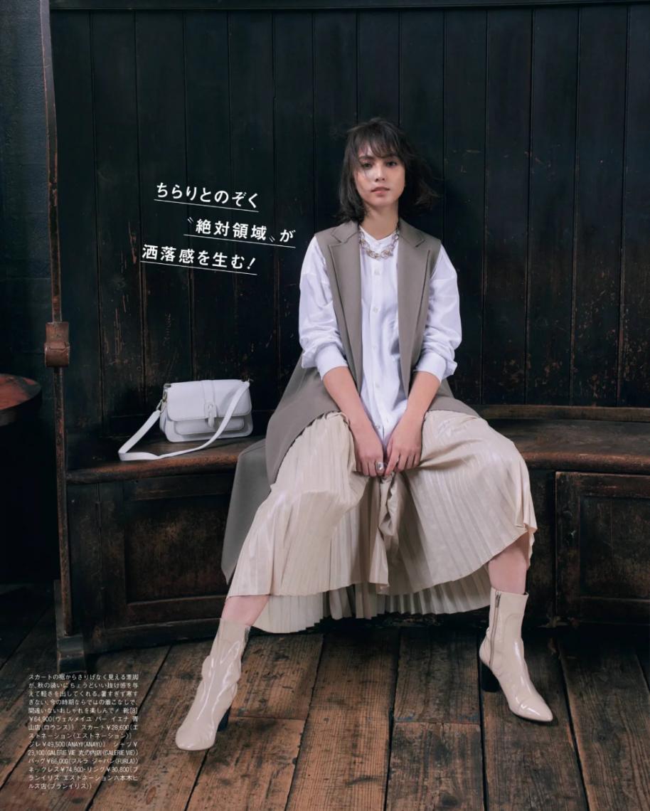 优雅短靴怎么搭配好看,冬季尖头骑士短靴怎么搭配好看