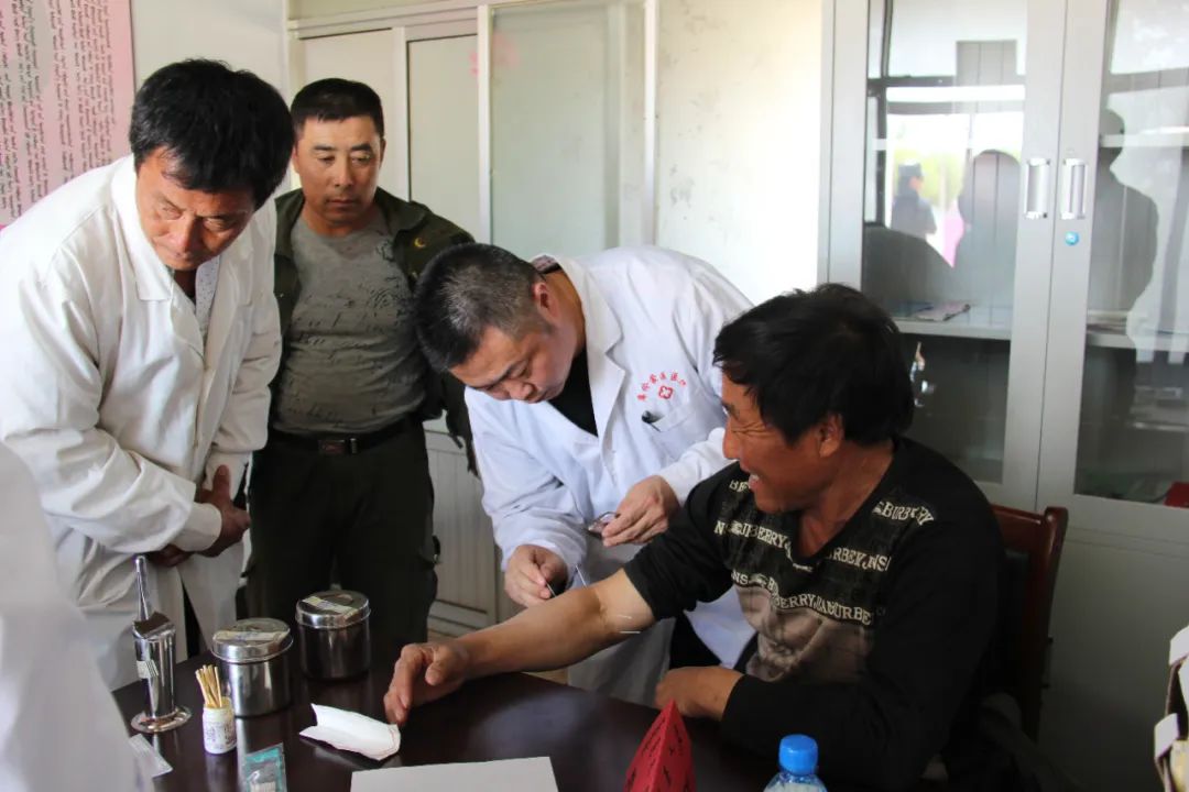 库伦旗精准扶贫,内蒙古启动蒙医药中药振兴行动