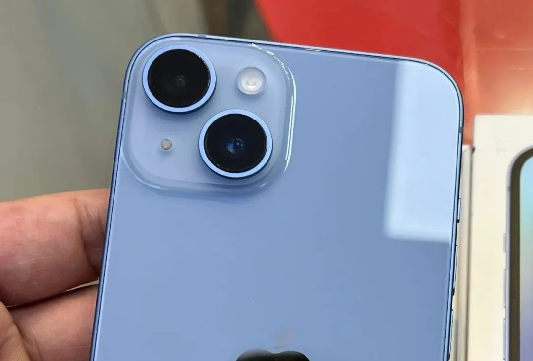 性价比最高的降价新旗舰机,目前降至新低价的三款旗舰机