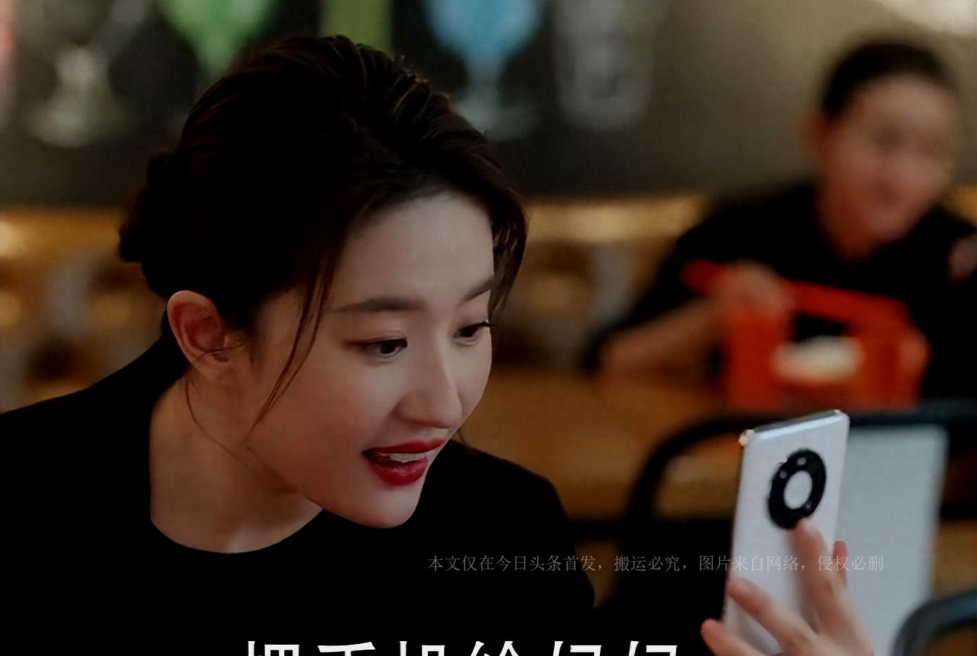 看刘亦菲剧后评价,刘亦菲在新剧中的水桶腰大象腿