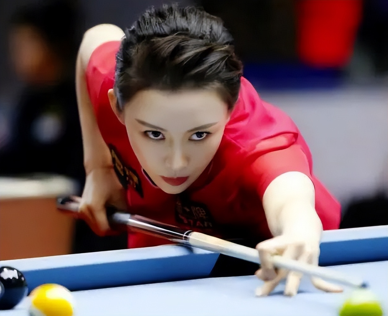 九球天后潘晓婷成长过程,九球天后潘晓婷市值