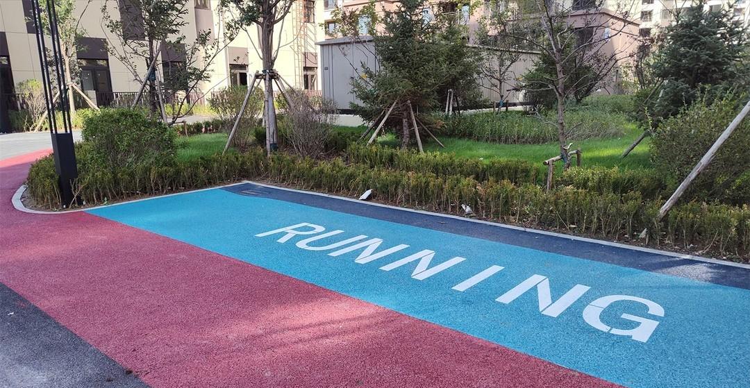 每天跑步机跑步有必要戴护膝吗,跑步机带护膝的好还是不带好