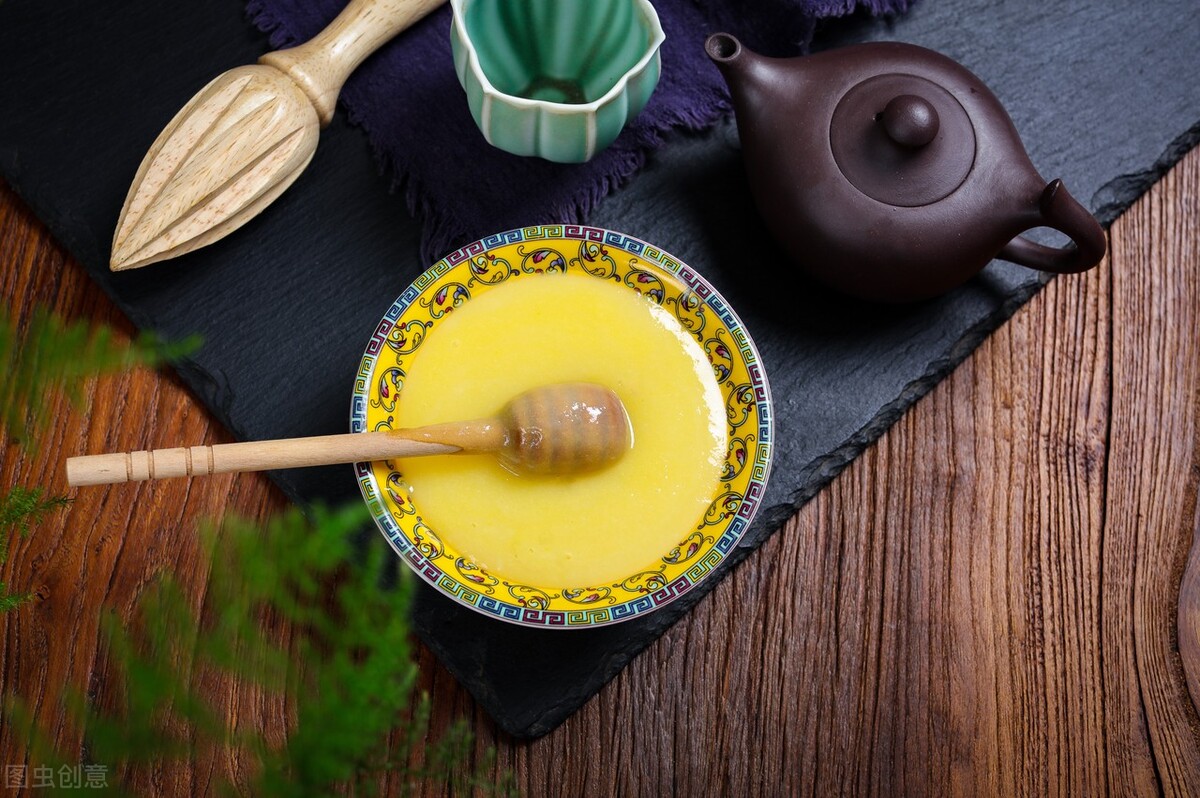 蜂蜜蜂王浆的功效与作用及禁忌,蜂王浆有哪些功效与作用及禁忌