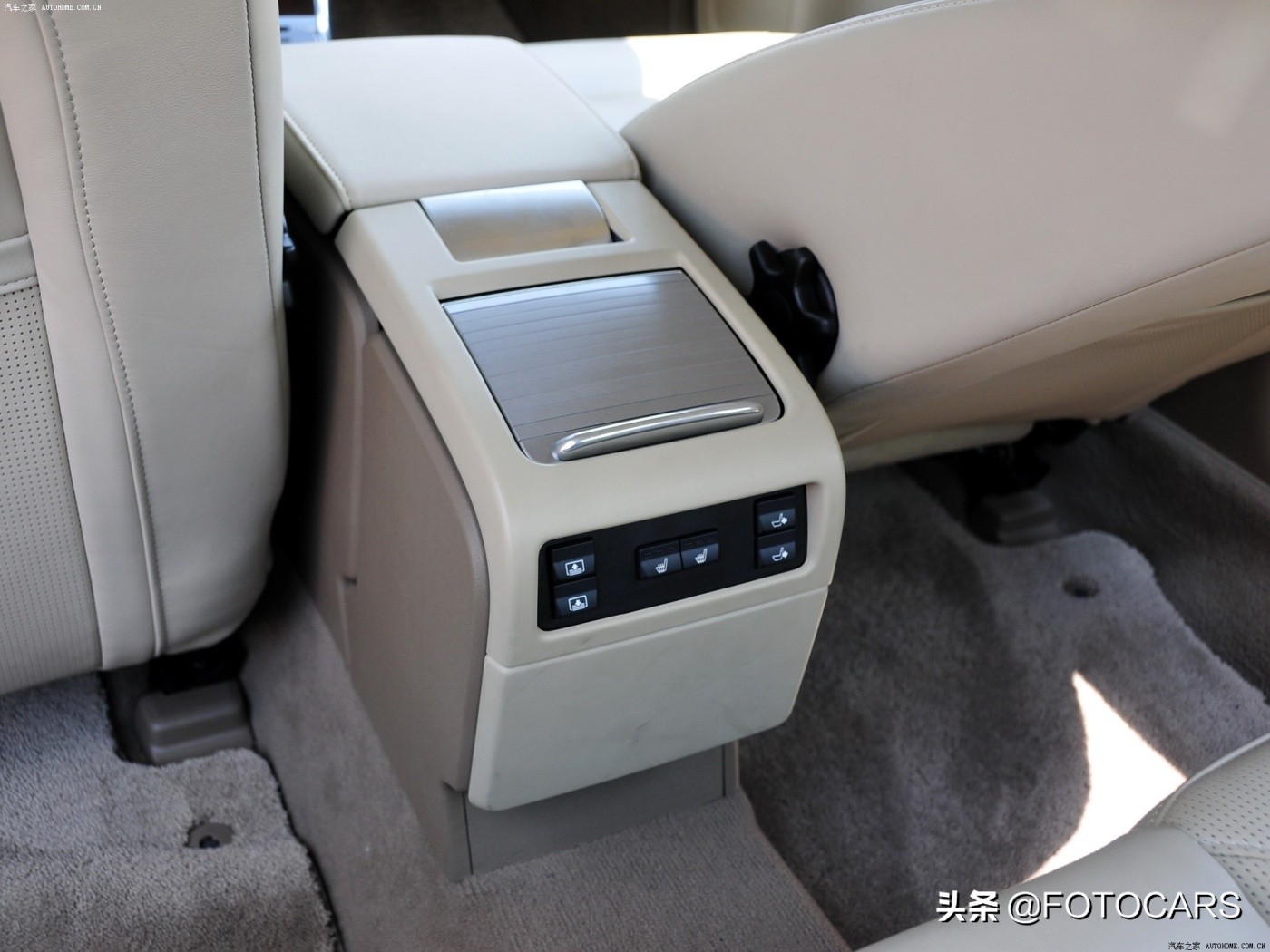 沃尔沃s80l内饰后视镜,沃尔沃s80l内饰碳纤维