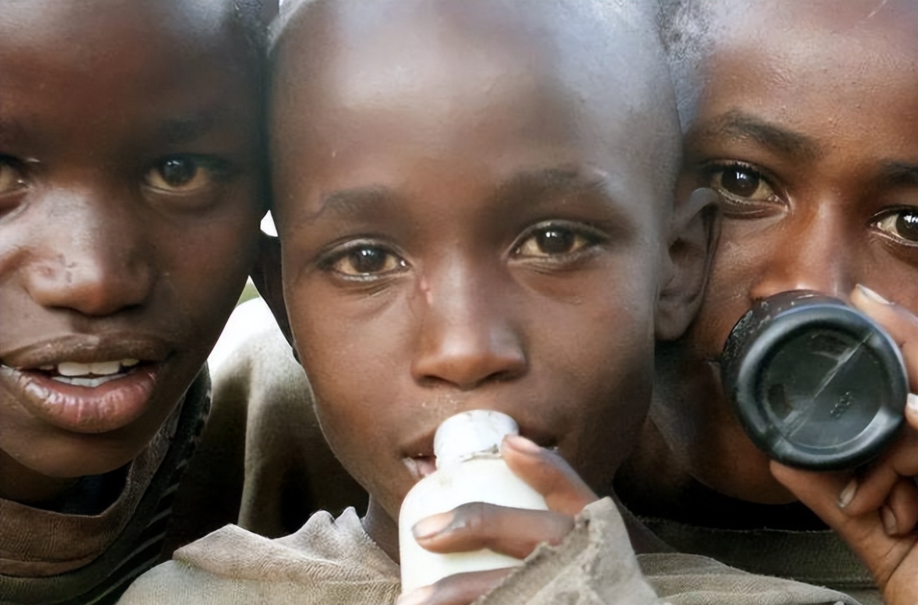 没有早饭可以，没有胶水不行！沉迷于胶水的国家肯尼亚