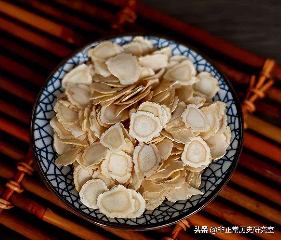 1718年法国一艘货船和清朝贸易，彻底改变了中国用人参的历史