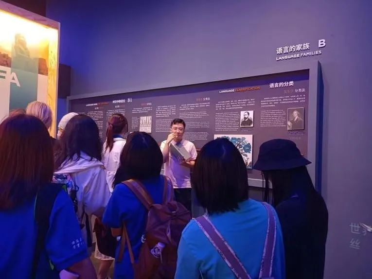 2022SISU专业伴你行|上外语言学本科专业介绍