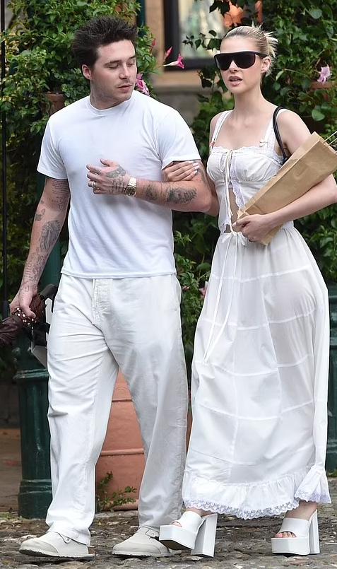 贝嫂承认与儿媳冷战不和,贝嫂跟婆婆闹翻事件视频