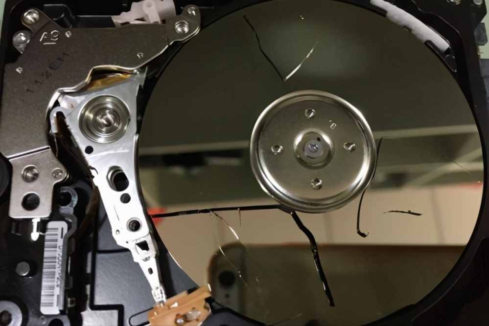 电脑常见的硬件故障的表现症状,硬件故障有哪几种