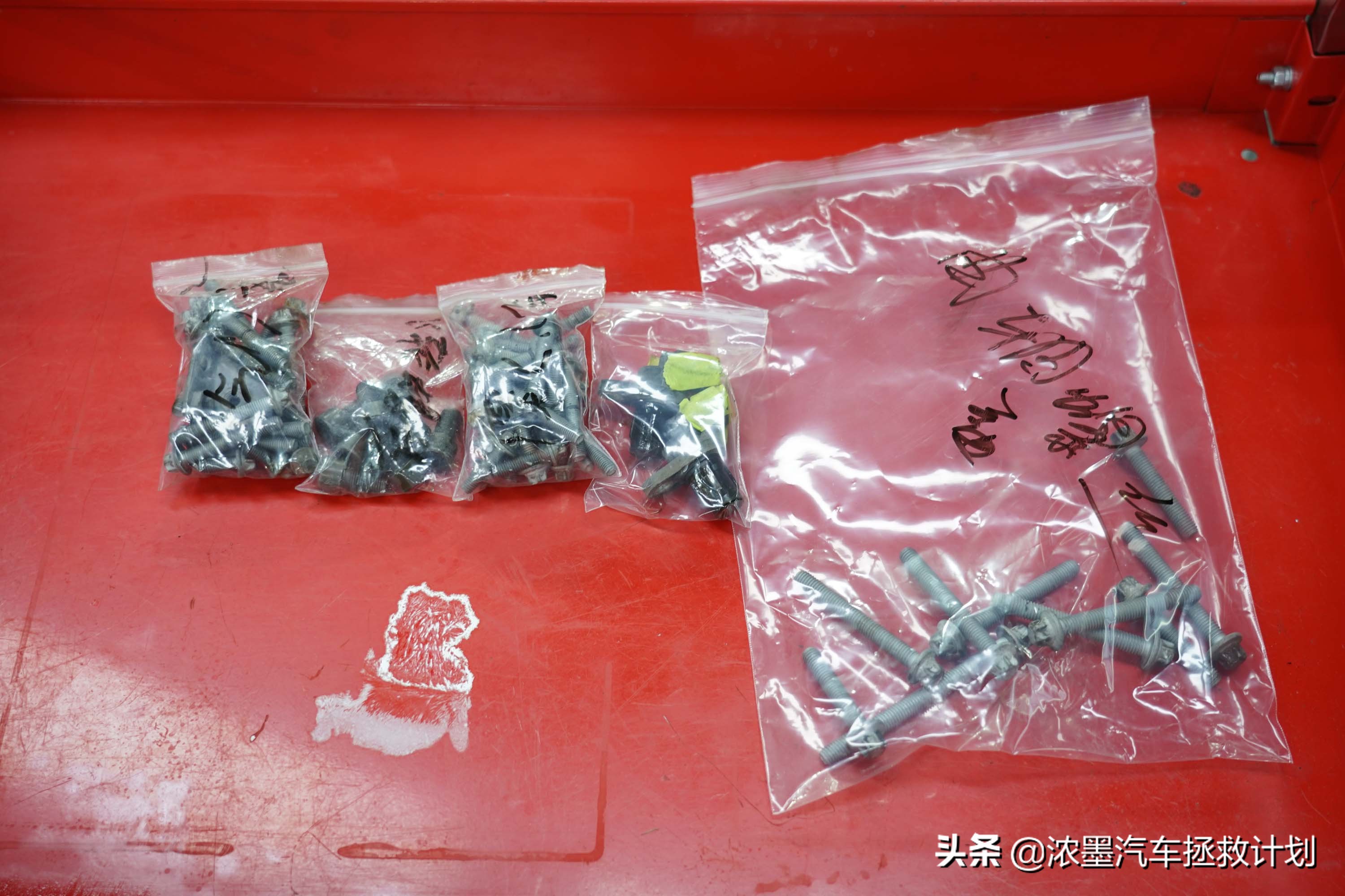 奔驰唯雅诺翻新全过程,奔驰唯雅诺翻新升级价格