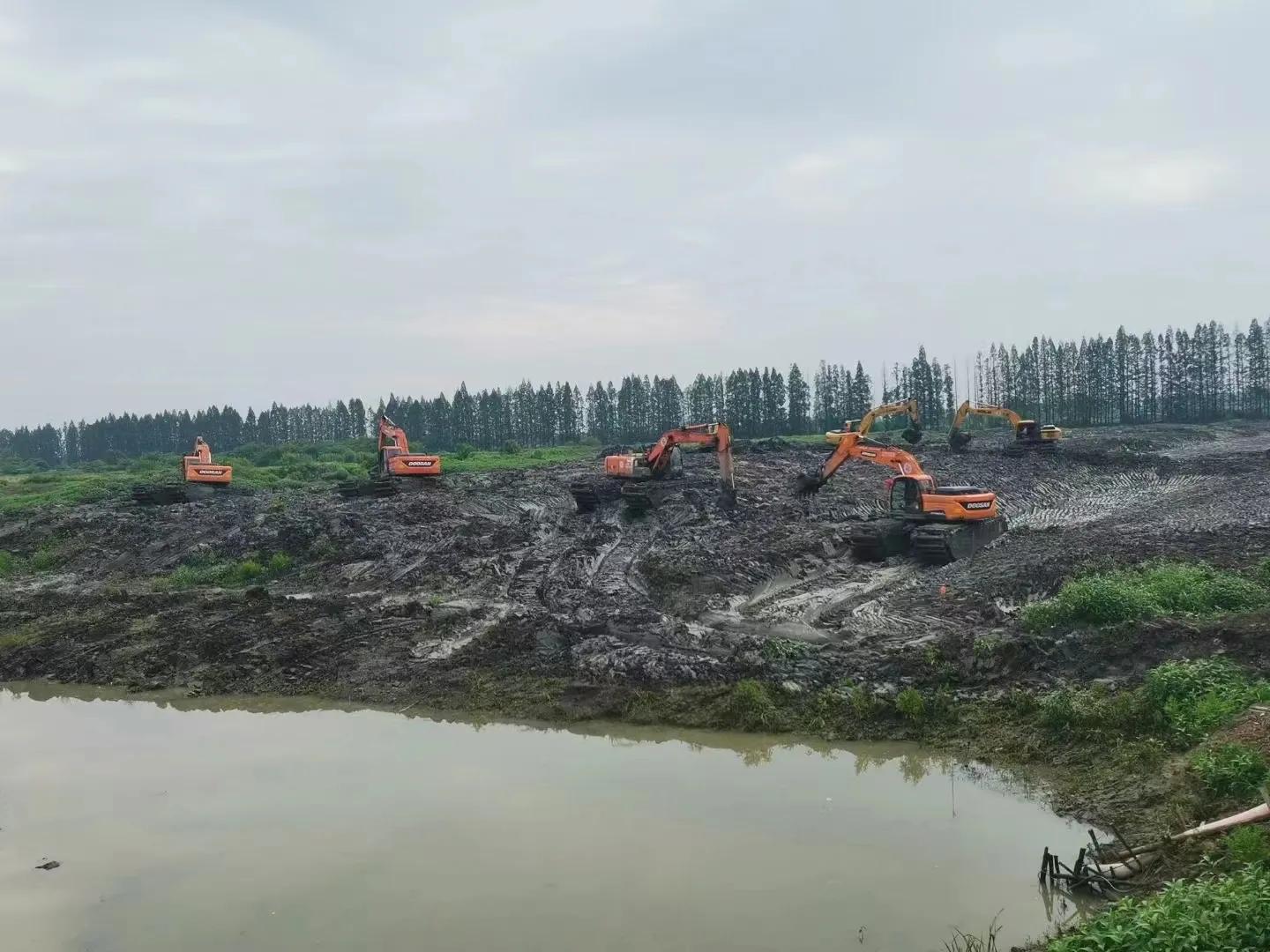 南京超小挖机出租,水挖租赁