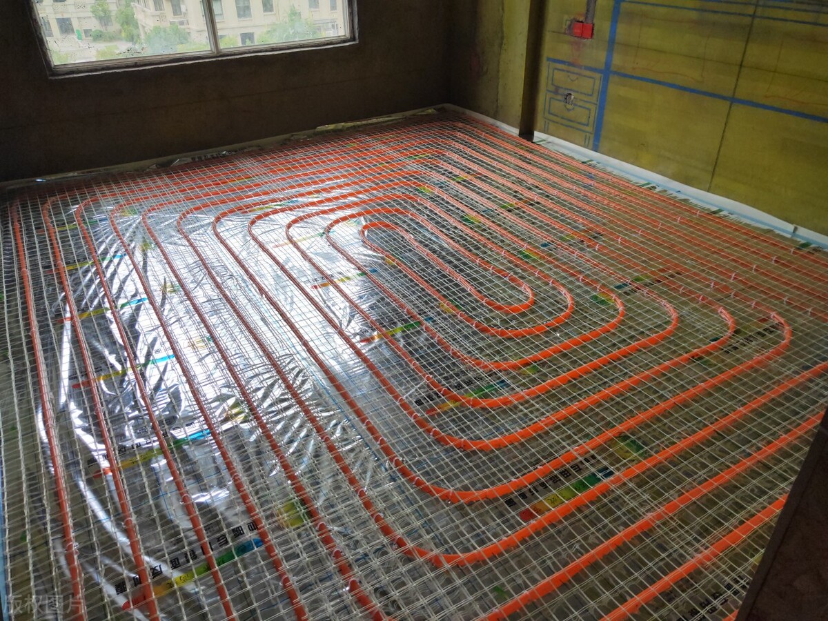 空气源地暖和燃气地暖的优缺点,干地暖和湿地暖的优缺点