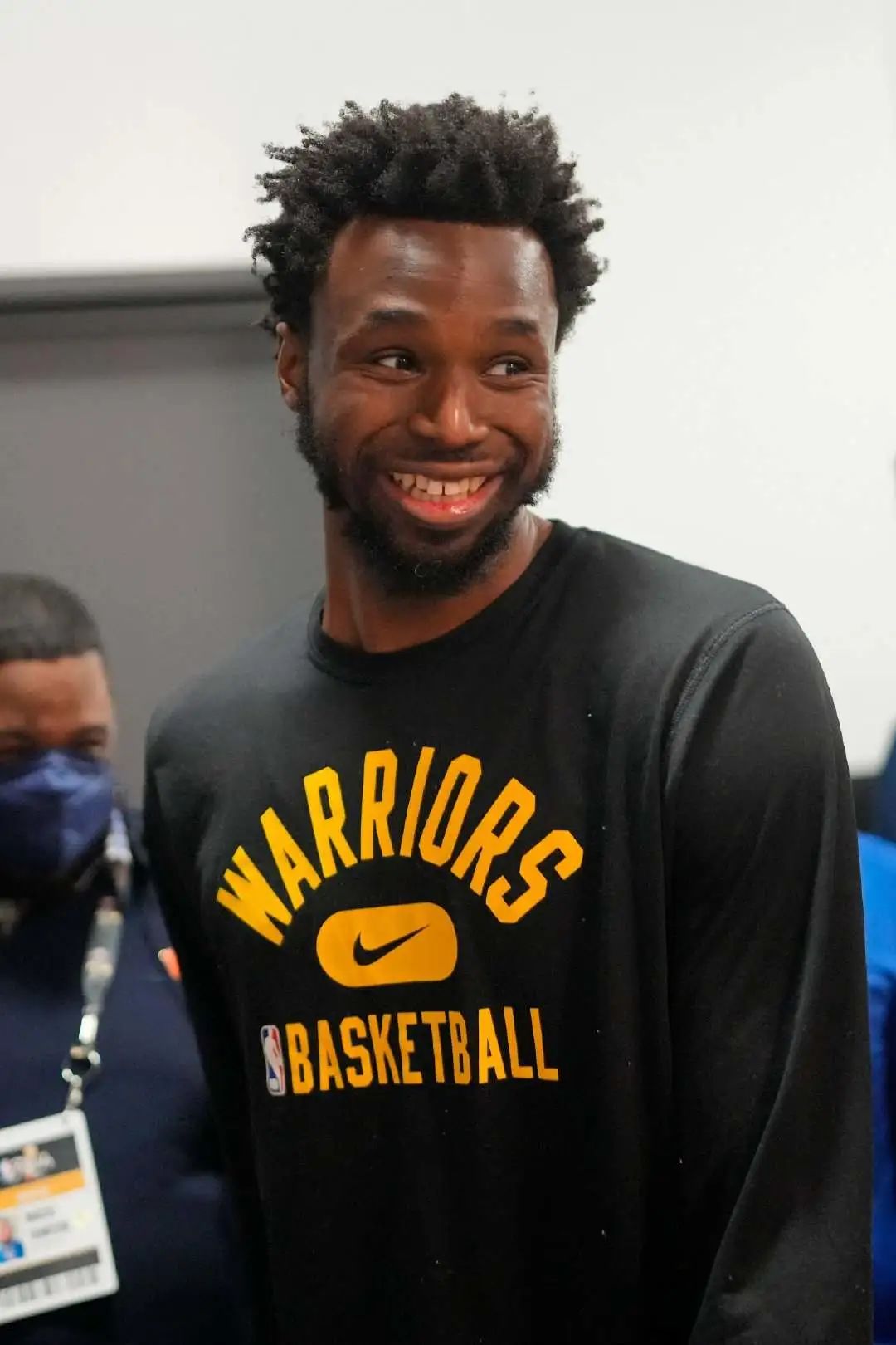 维金斯为什么要代言匹克,维金斯怎么不穿匹克的鞋了