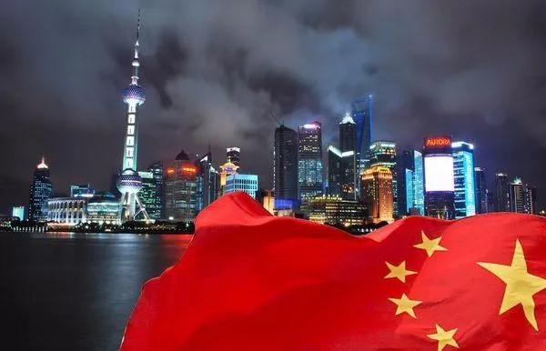 经济问题不断,3大战略支柱动摇,看过苏联故事:美国将被反围猎