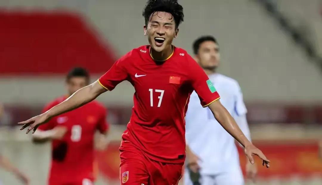 中国最有潜力的足球队员,中国足球十大最佳阵容球员