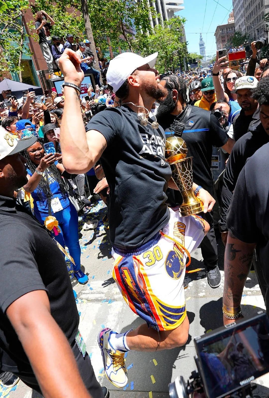 安德玛篮球鞋库里4冠军归来,安德玛库里绝版球鞋