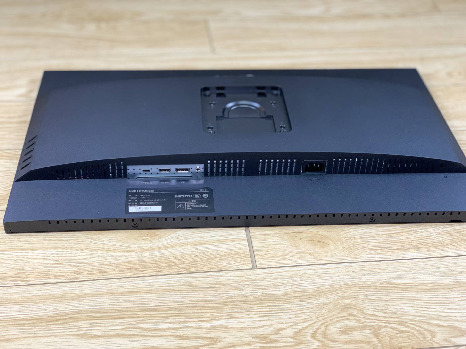 hkc高颜值32寸电脑显示器,hkc高颜值显示器