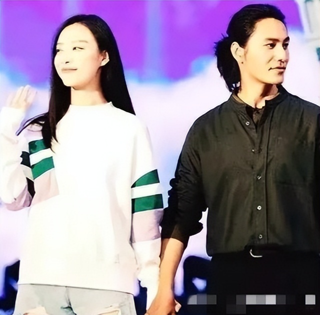 倪妮李宇春亲密照,倪妮和李宇春照片