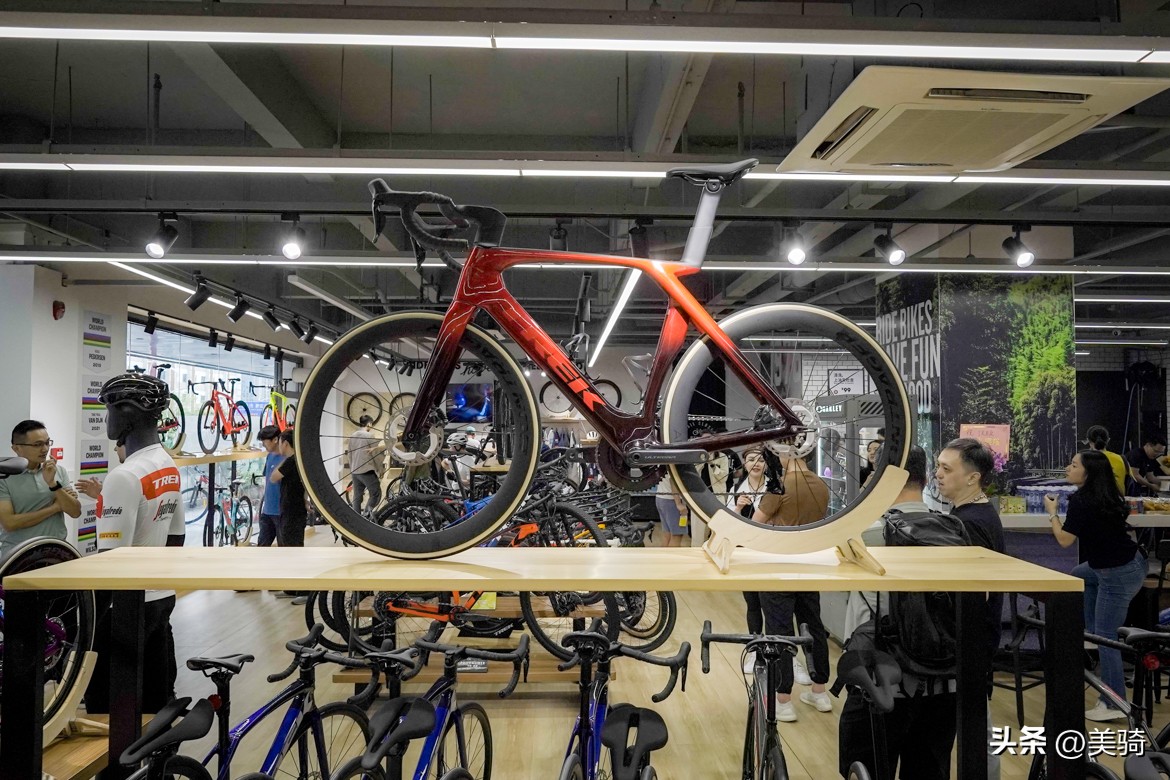 启势焕新,双店齐开TREK自行车深圳南山及福田盛大开业
