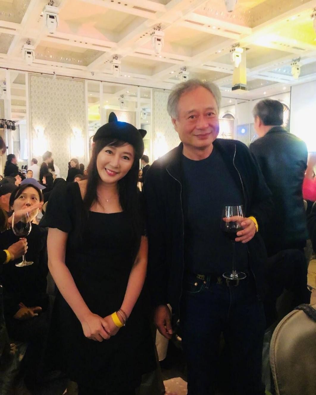 张震参加晚会,张震典礼