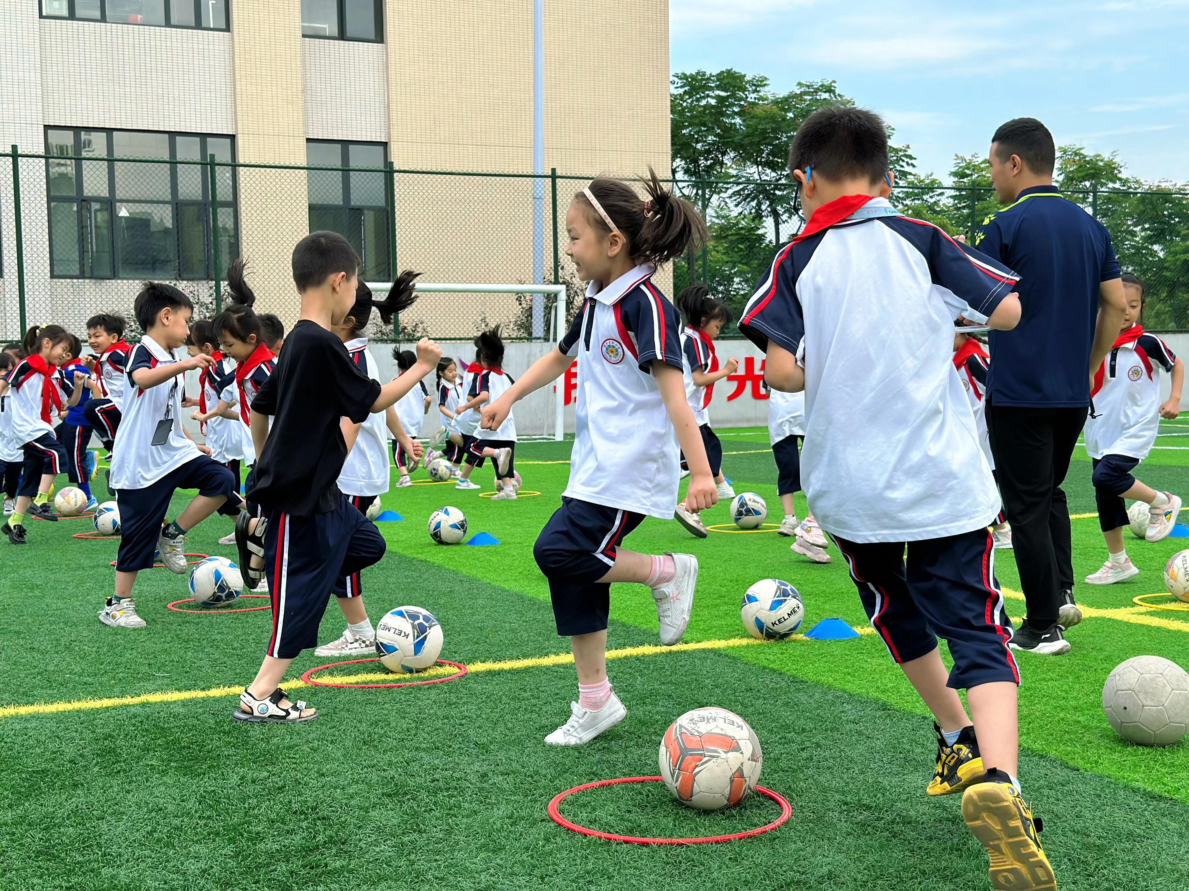 小学足球校本课程教案,小学校园足球校本课