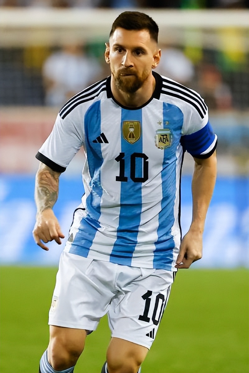 姆巴佩同期数据与梅西c罗对比,espn评nba百大球星前10