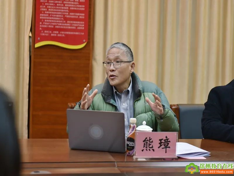 云兴小学迎接国家智慧教育平台创新应用案例视察