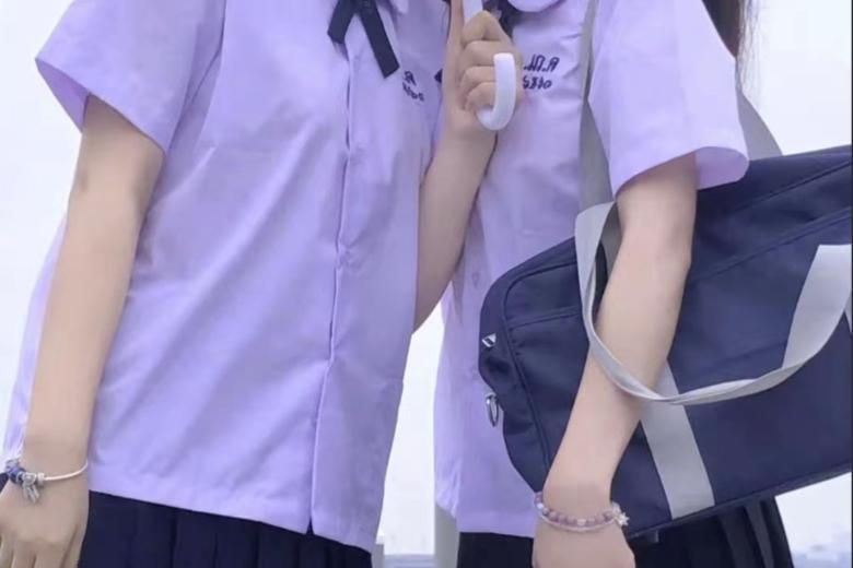 2300校服校方回应,学校订高价校服事件